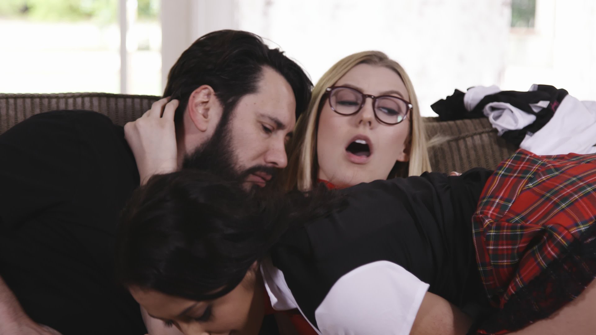 Silicone freee threesome avi movies