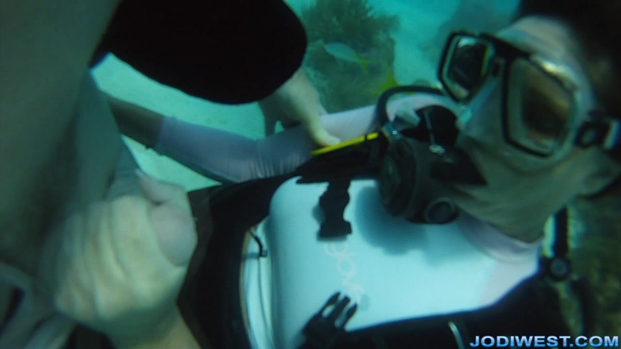 Underwater Scuba Jerk Job Videos On Demand Adult Dvd Empire